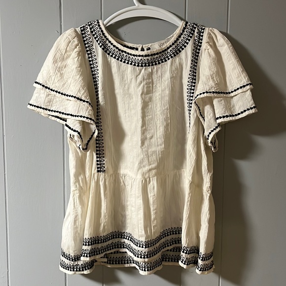 LOFT Tops - Loft Flutter Sleeve Blouse - Size M